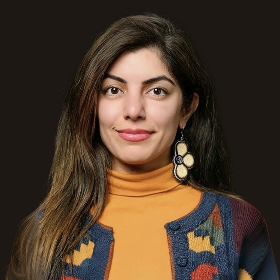 Kareena Gurbaxani, BSc, RYT-200